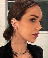 2006929114178544143_1.jpg