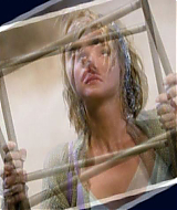 2006-AquamarineFeaturette-AllAboutFashion-003.jpg