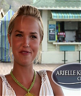 2006-AquamarineFeaturette-AllAboutFashion-040.jpg