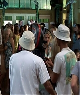 2006-AquamarineFeaturette-AllAboutFashion-051.jpg