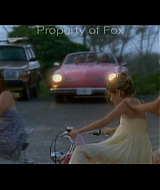 2006-AquamarineFeaturette-KickinitOnSet-012.jpg