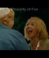 2006-AquamarineFeaturette-KickinitOnSet-034.jpg