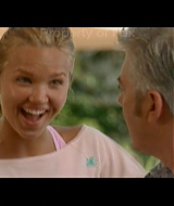 2006-AquamarineFeaturette-KickinitOnSet-062.jpg