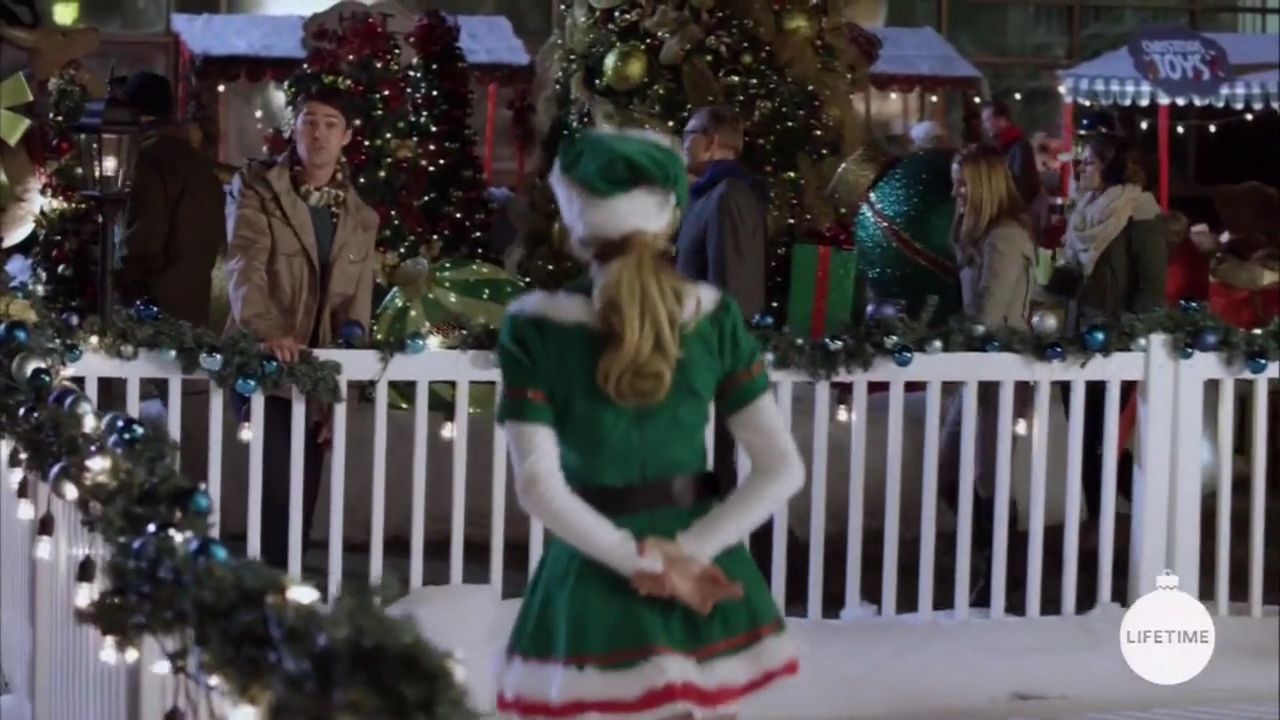 2017-FourChristmasandWedding-0836.jpg