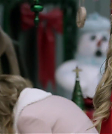 2017-FourChristmasandWedding-0267.jpg