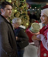 2017-FourChristmasandWedding-1203.jpg