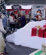 2017-FourChristmasandWedding-2067.jpg