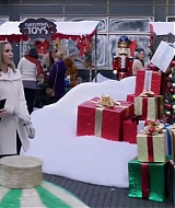 2017-FourChristmasandWedding-2068.jpg
