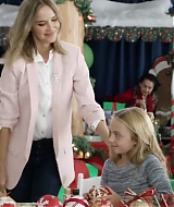 2017-FourChristmasandWedding-2115.jpg