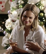 2017-FourChristmasandWedding-2140.jpg