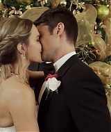 2017-FourChristmasandWedding-2315.jpg
