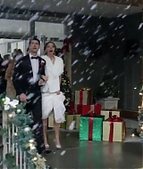2017-FourChristmasandWedding-2333.jpg