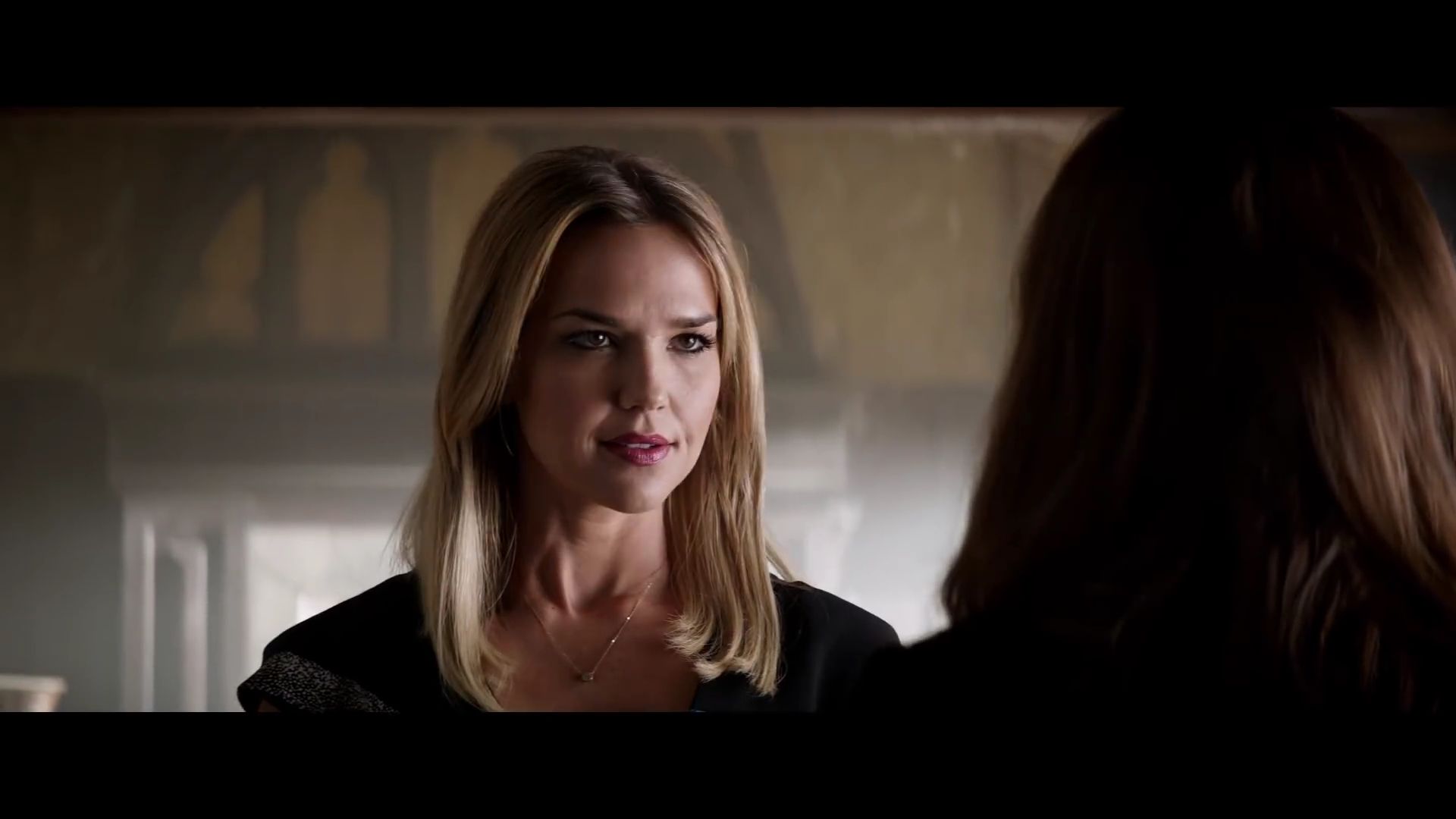 FiftyShadesTrailer1_169.jpg