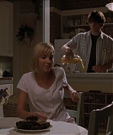 Filename=GilmoreGirlsS05E01-034.jpg
Filesize=78KiB
Dimensions=1280x720
Date added=Feb 20, 2022 GilmoreGirlsS05E01-034.jpg