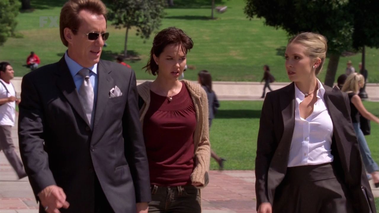 SharkS01E05-220.jpg