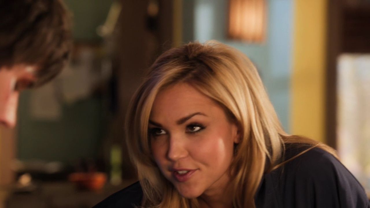 90210-S04E13-070.jpg