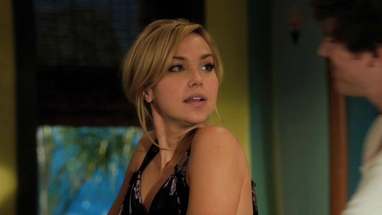 90210-S04E14-054.jpg