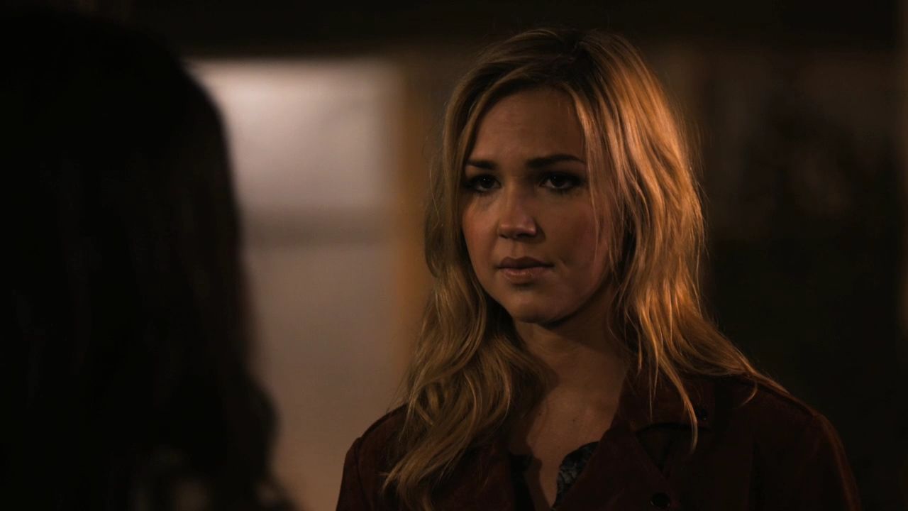 90210-S04E14-186.jpg