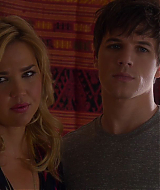 90210-S04E18-144.jpg