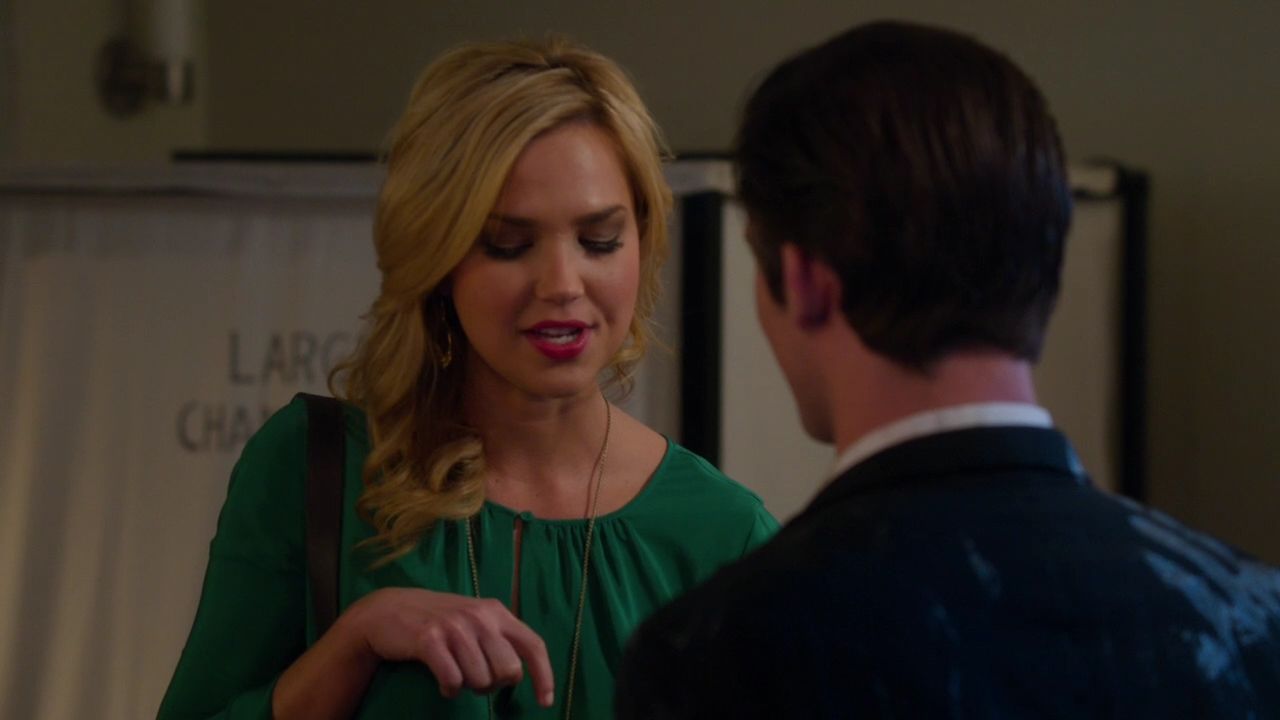 90210-S04E19-017.jpg