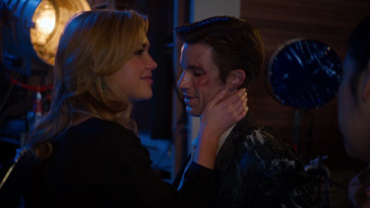 90210-S04E20-040.jpg