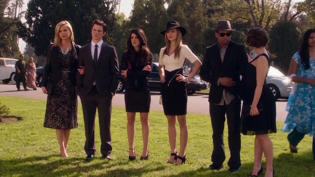 90210-S04E20-053.jpg