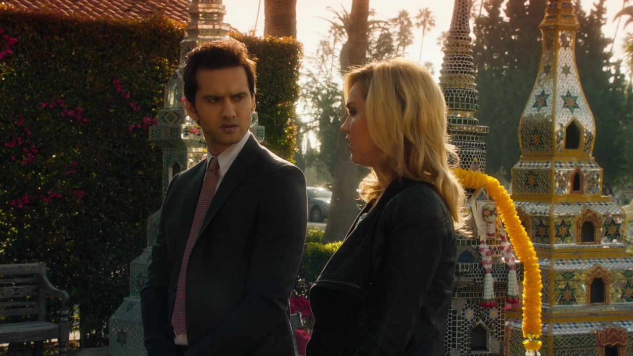 90210-S04E20-133.jpg