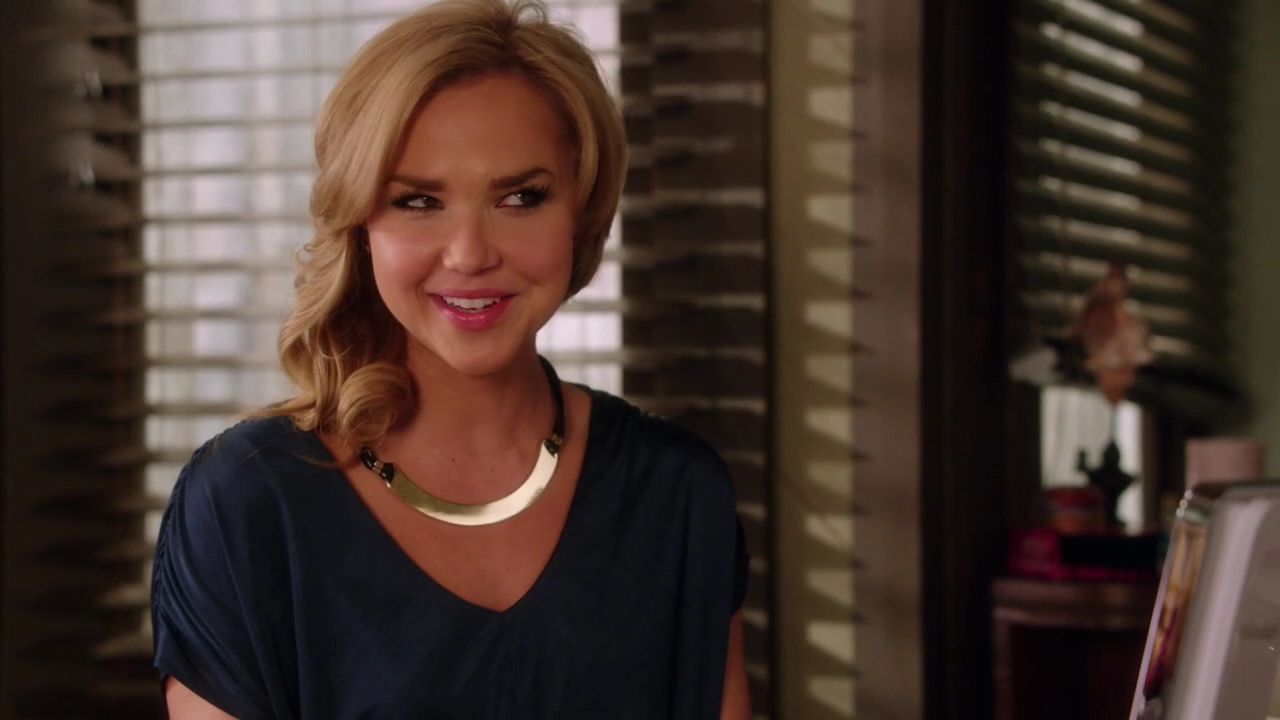 90210-S04E20-195.jpg
