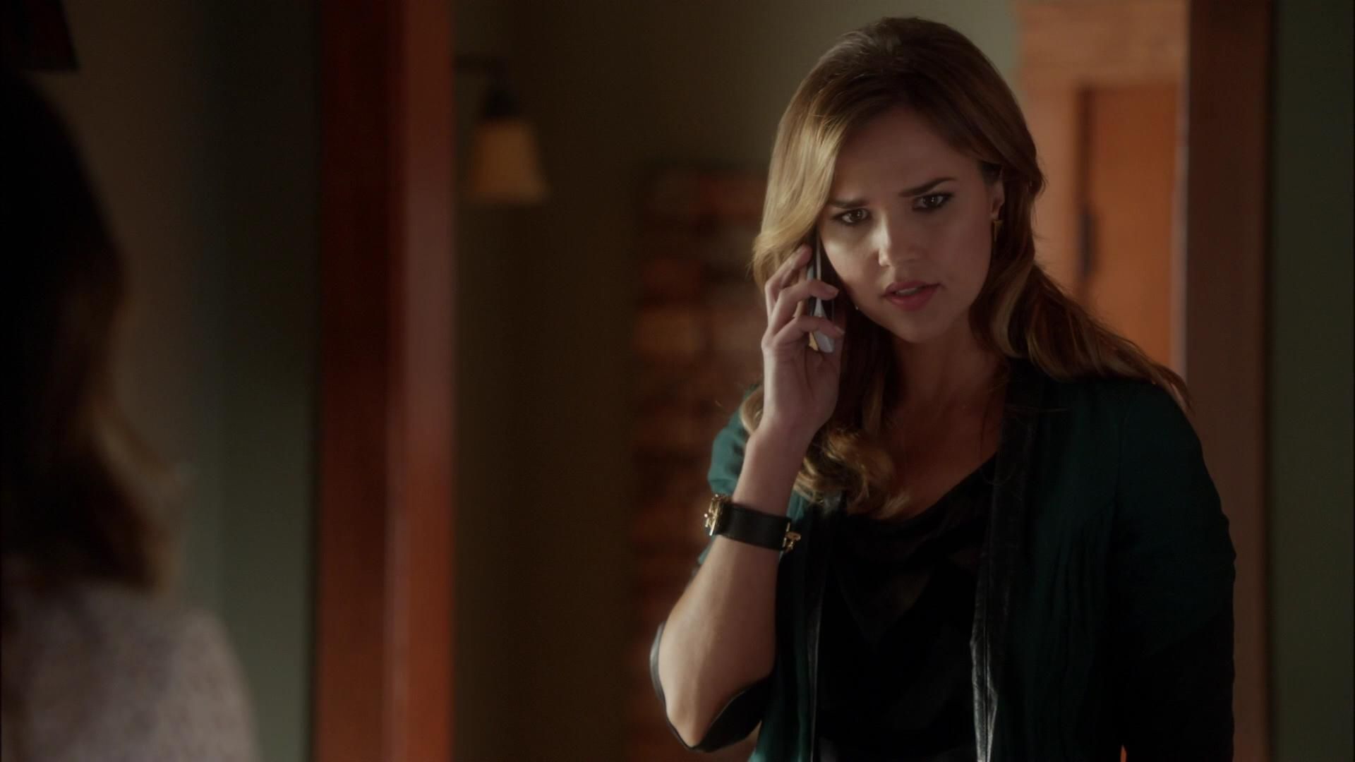 90210-S05E10-036.jpg