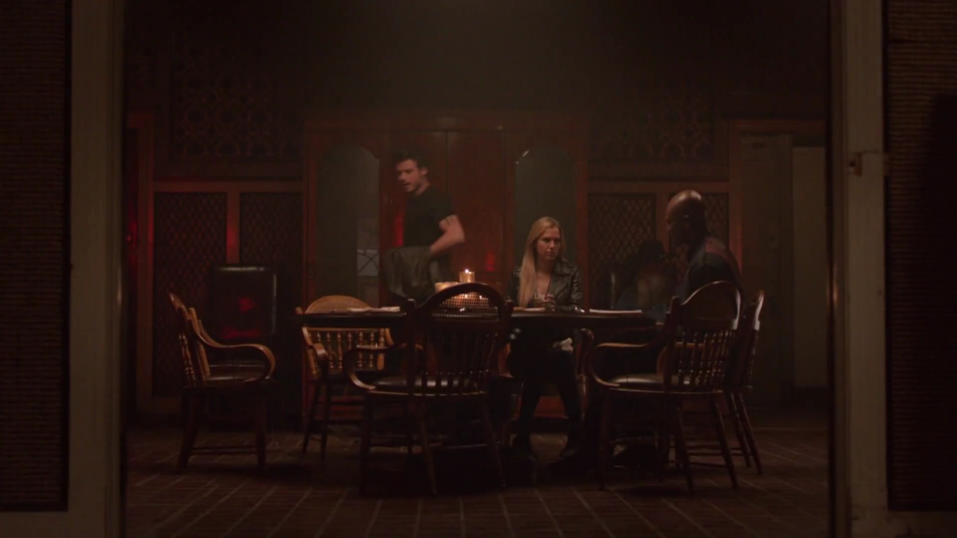 MidnightTexas-07.jpg