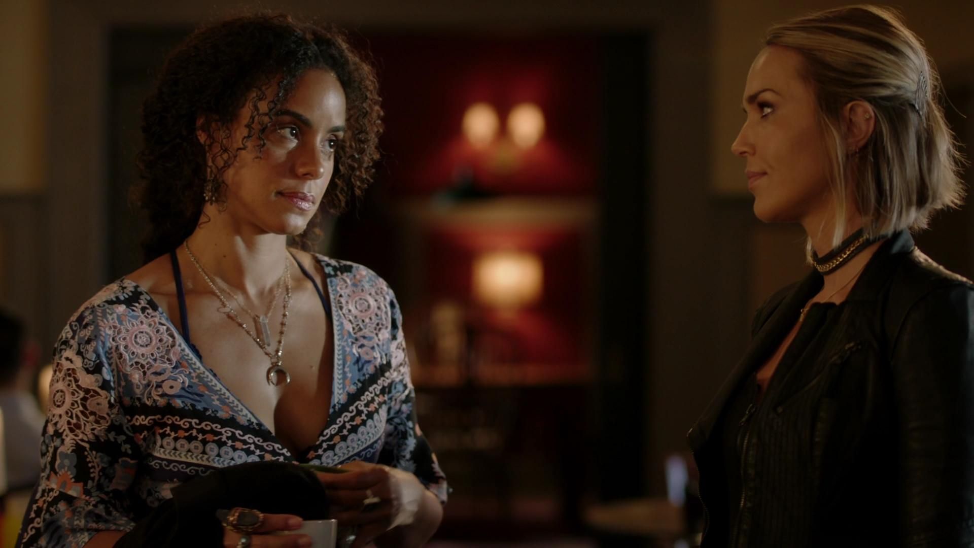 MidnightTexas-S02E04-375.jpg