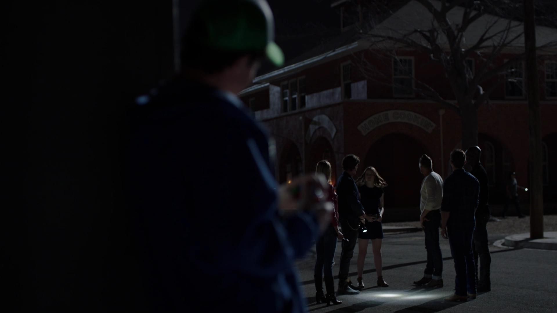 MidnightTexas-S02E06-140.jpg