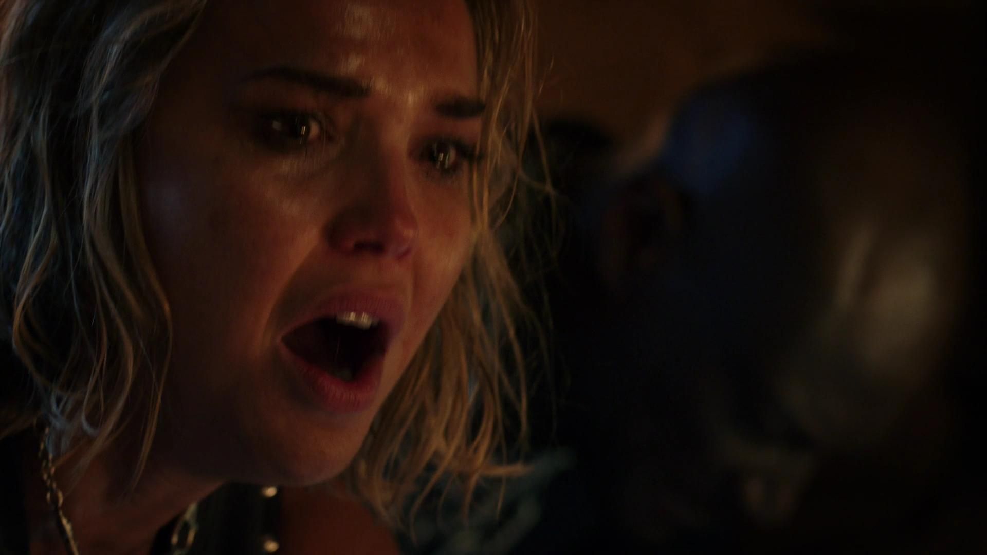 MidnightTexas-S02E09-006.jpg