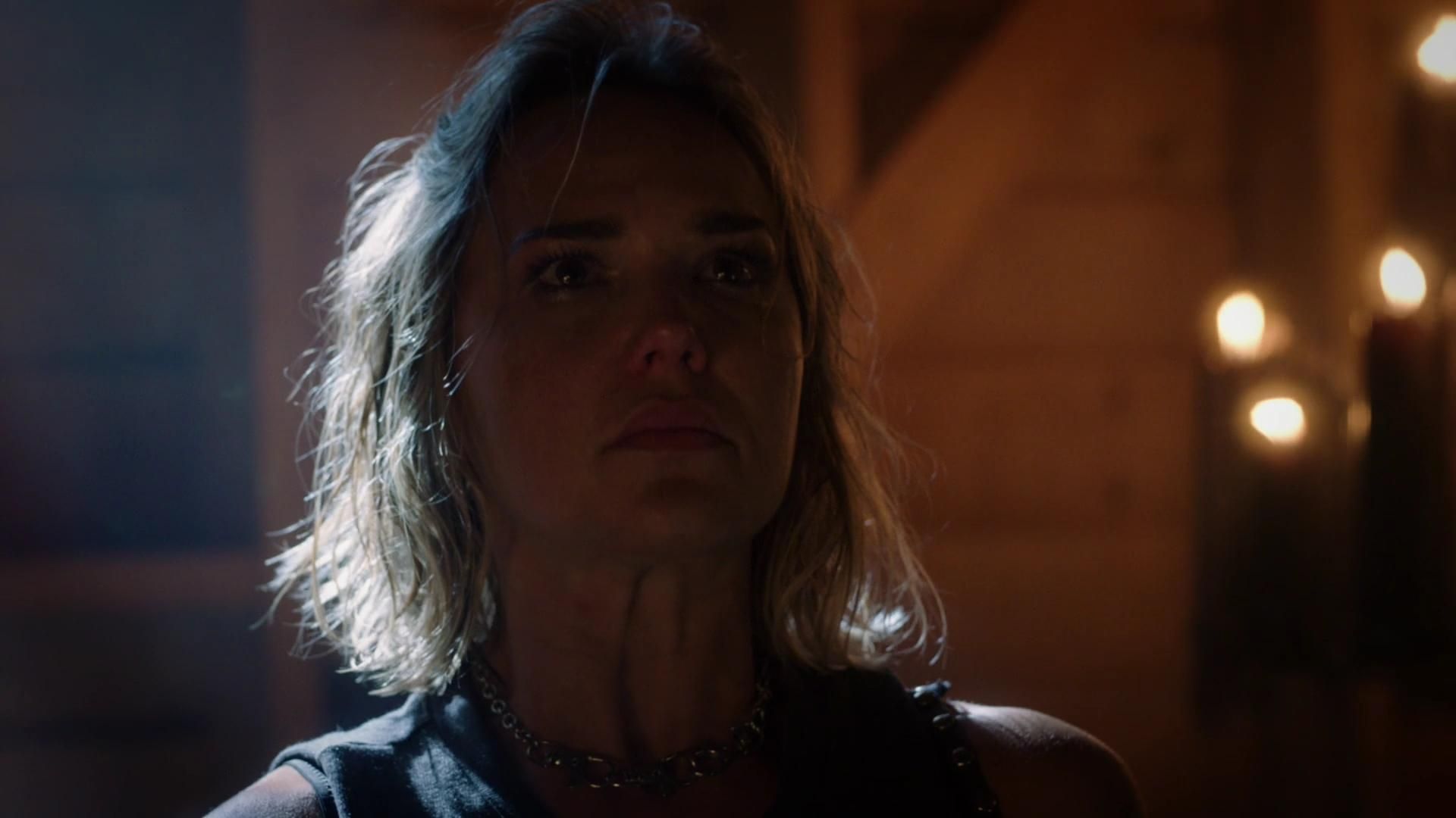 MidnightTexas-S02E09-015.jpg
