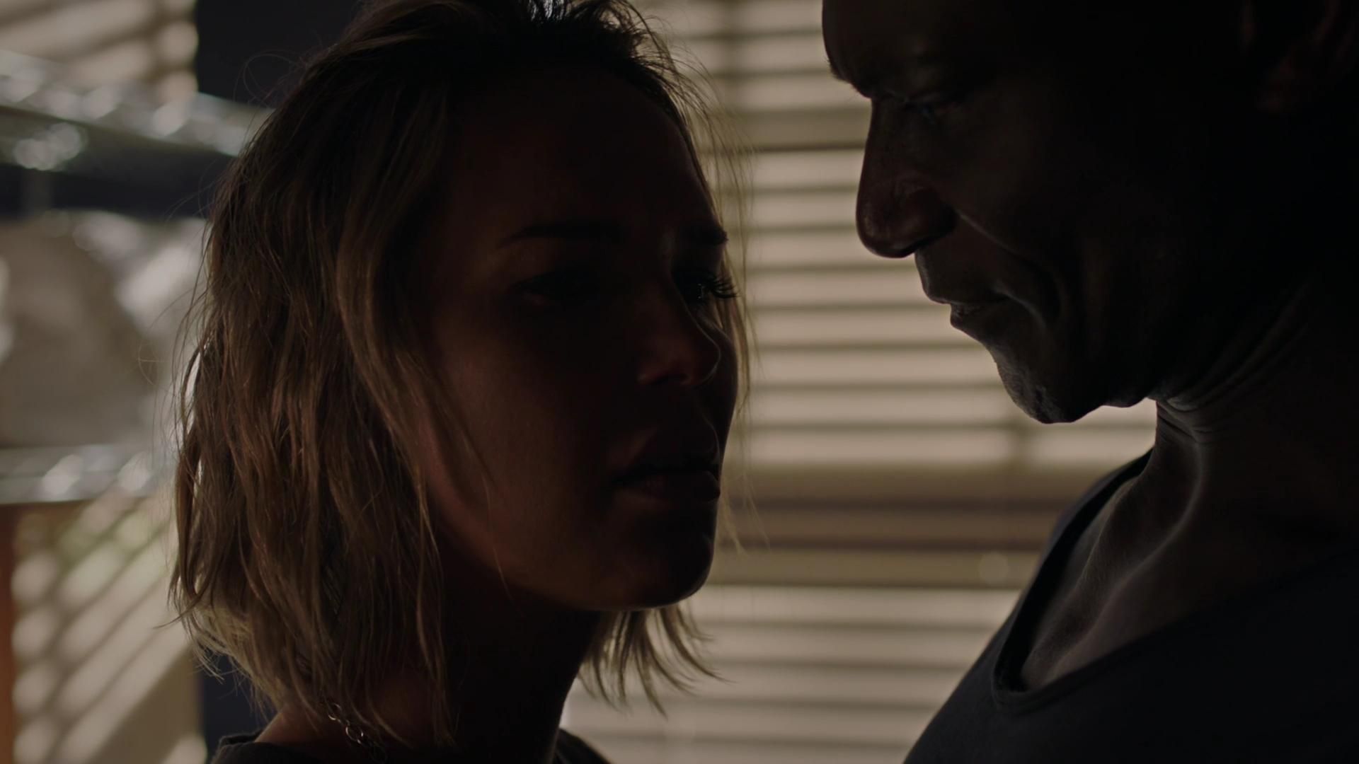 MidnightTexas-S02E09-152.jpg