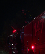 9-11-S05E11-011.jpg