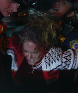 9-11-S05E11-049.jpg