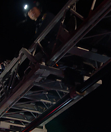 9-11-S05E11-056.jpg