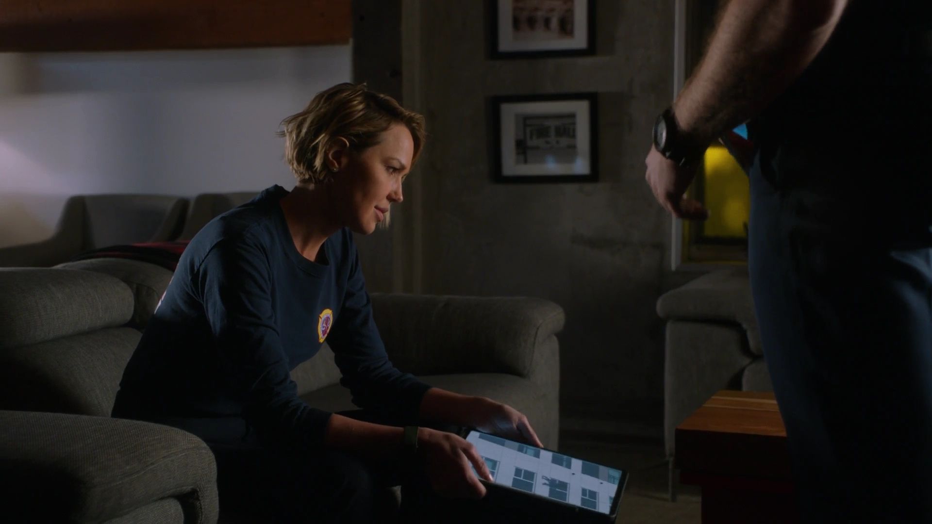 9-1-1-S05E14-099.jpg