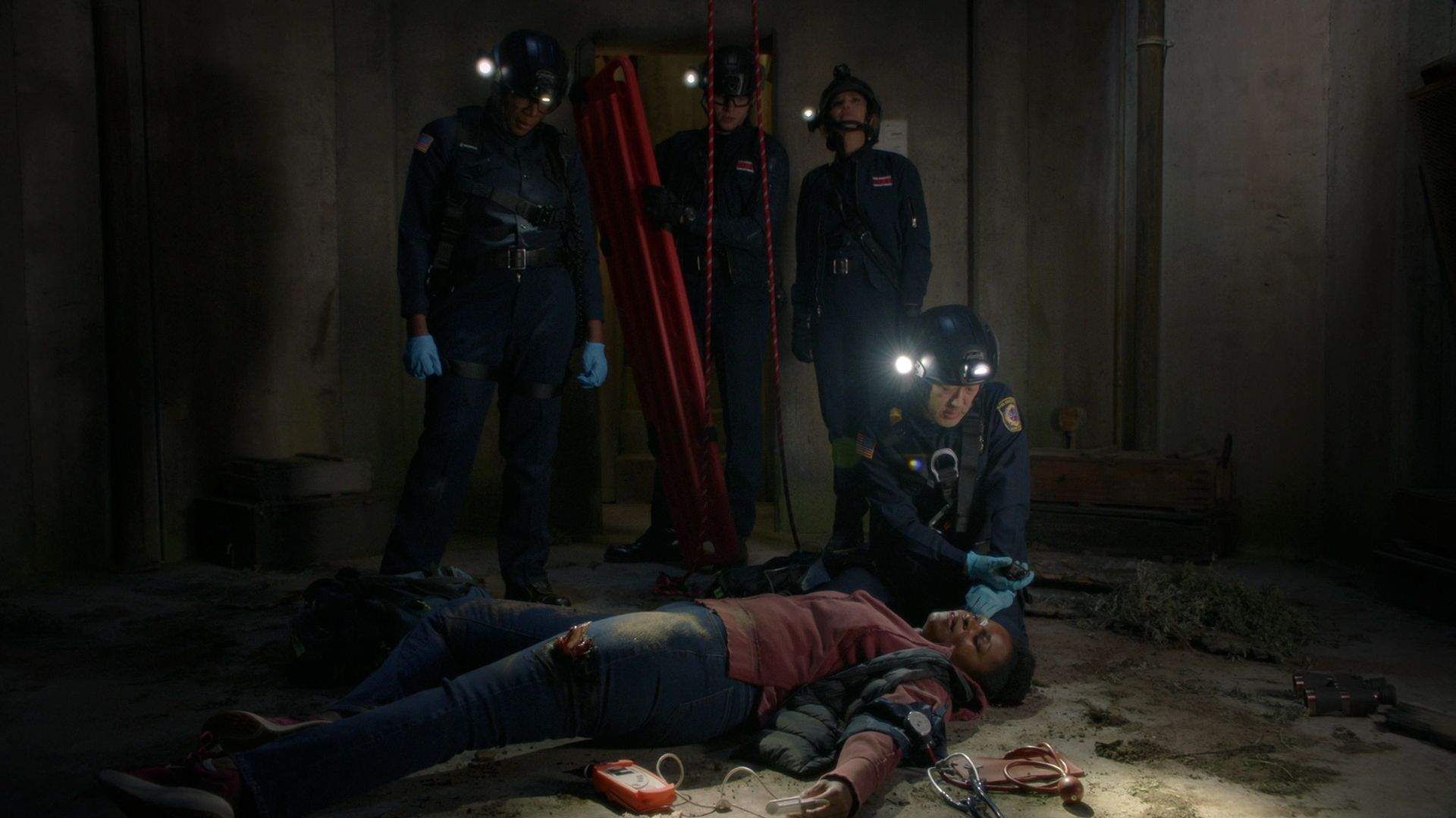 9-1-1-S05E15-091.jpg