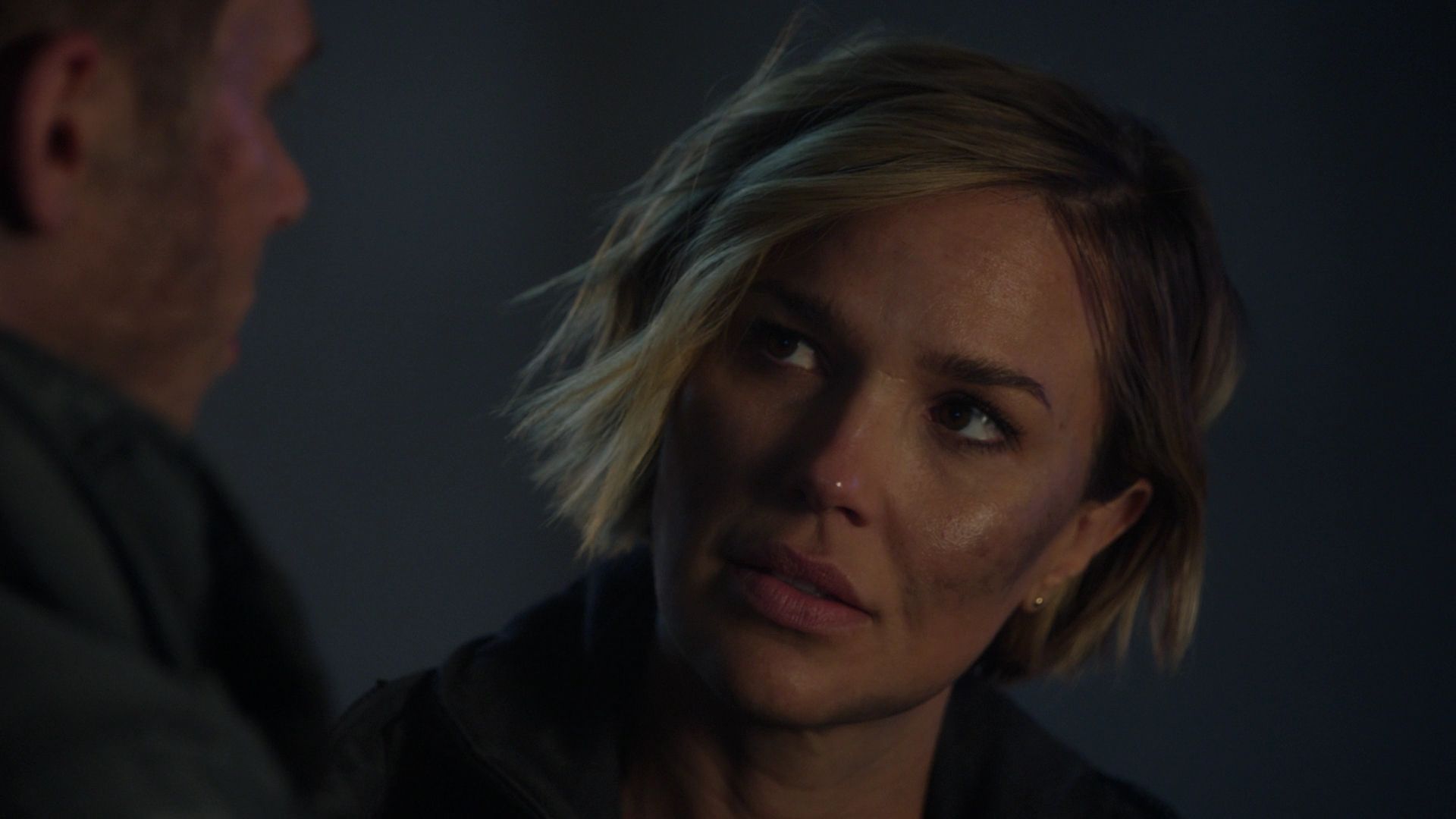 9-1-1-S05E16-095.jpg