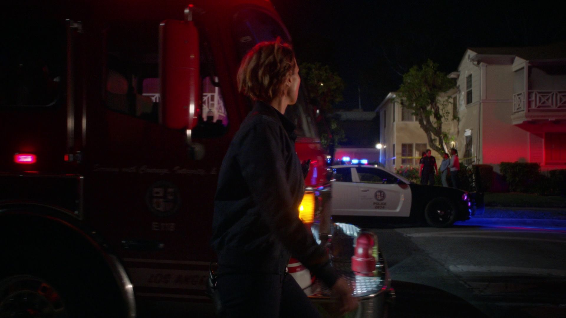 9-1-1-S05E17-020.jpg