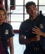 9-1-1-S05E17-008.jpg