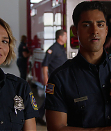 9-1-1-S05E17-015.jpg