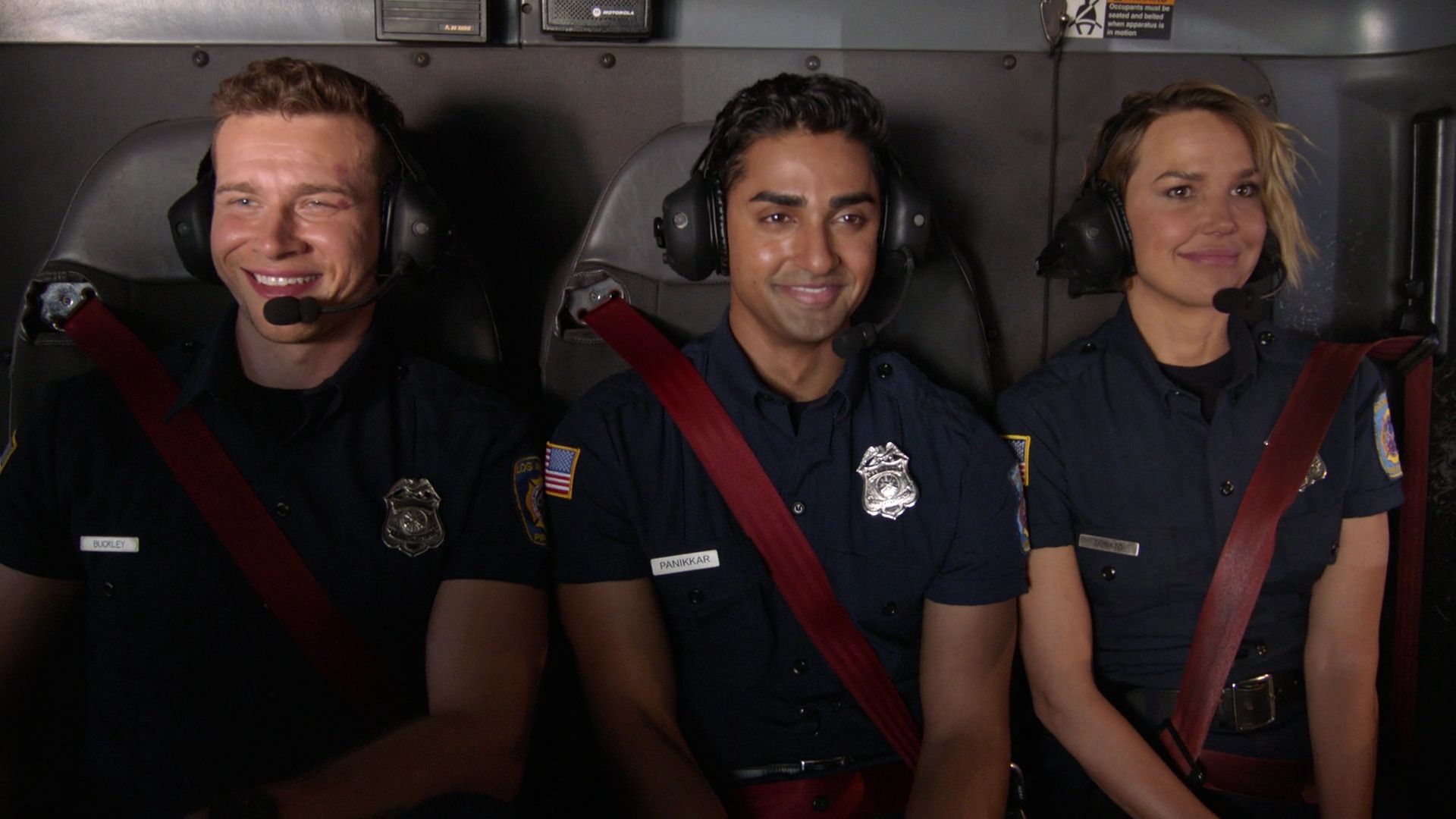 9-1-1-S05E18-057.jpg