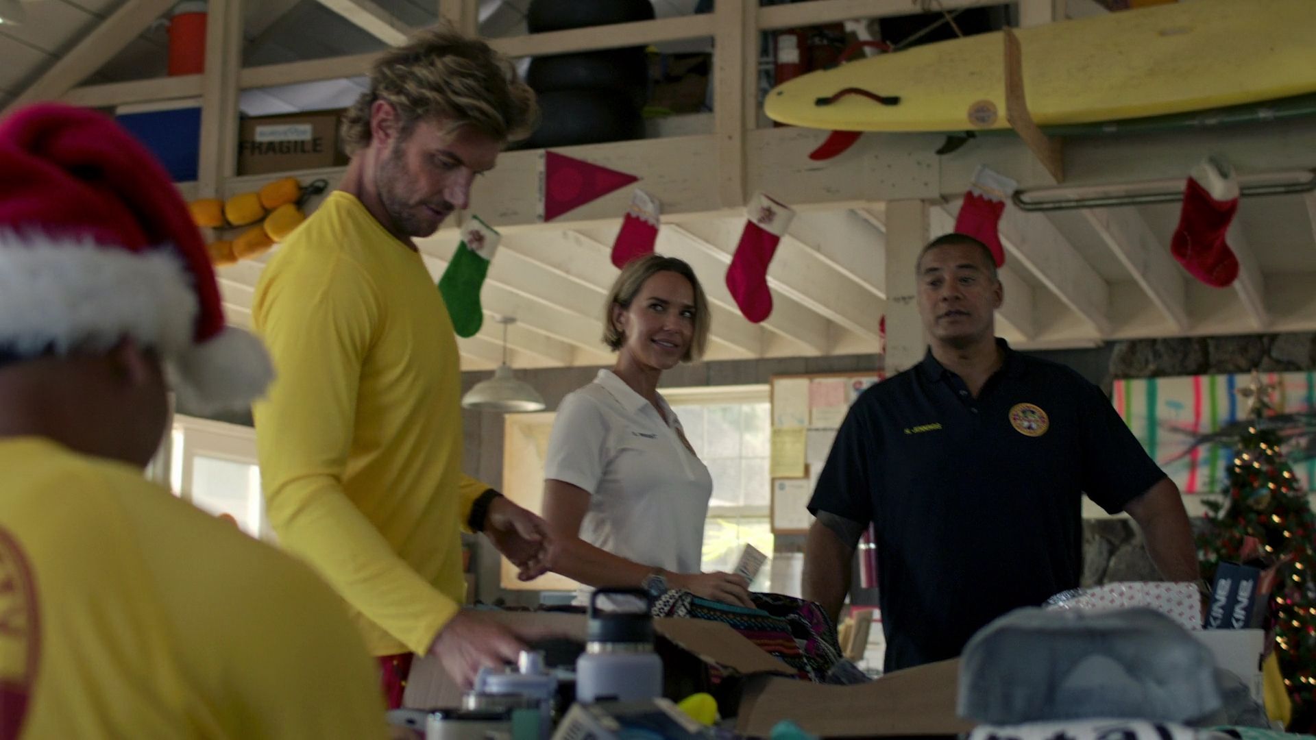 RescueHiSurfS01E09-026.jpg