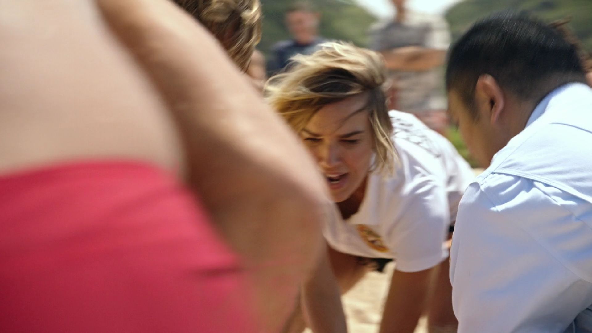 RescueHiSurfS01E09-114.jpg