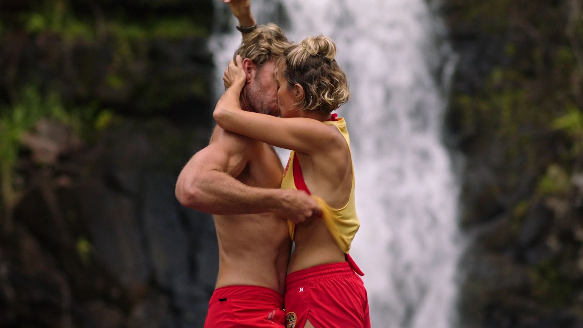 RescueHiSurfS01E09-348.jpg