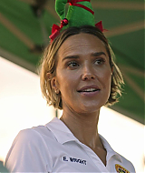 RescueHiSurfS01E09-094.jpg