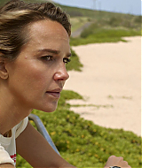 RescueHiSurfS01E11-373.jpg